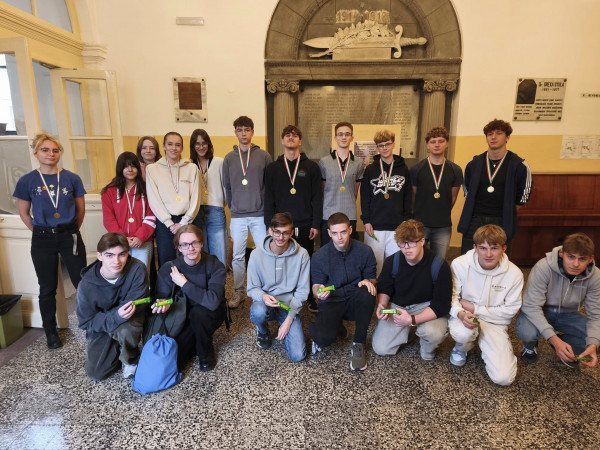 Kerületi mászó -és függeszkedő verseny